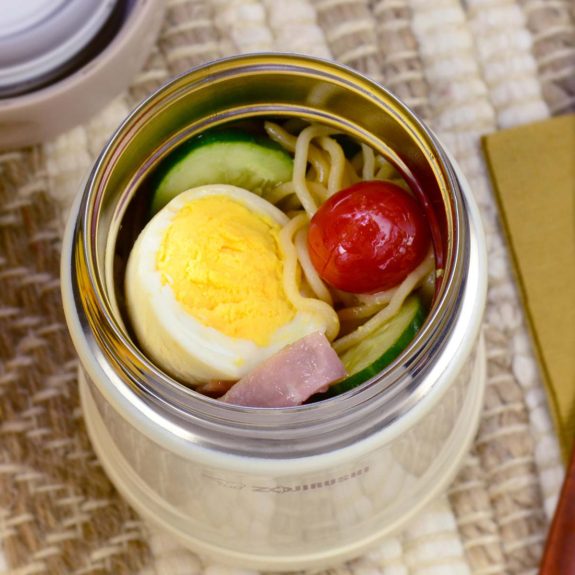 Salada Gelada De Lámen