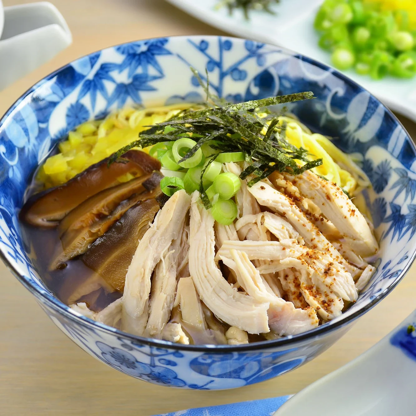 Keihan (Arroz com caldo de frango japonês)